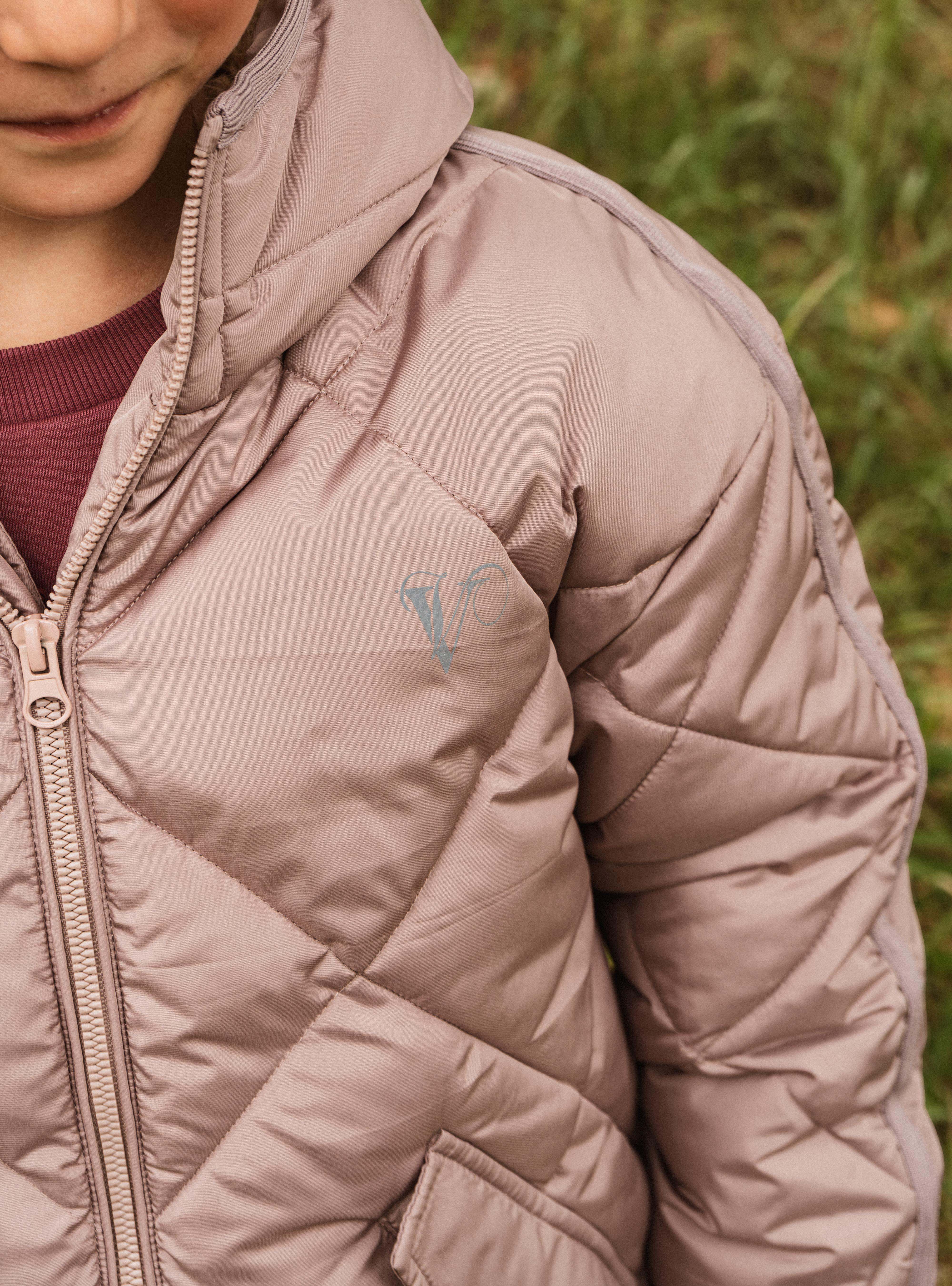 Oudroze doorgestikte jas met capuchon | Light Mauve