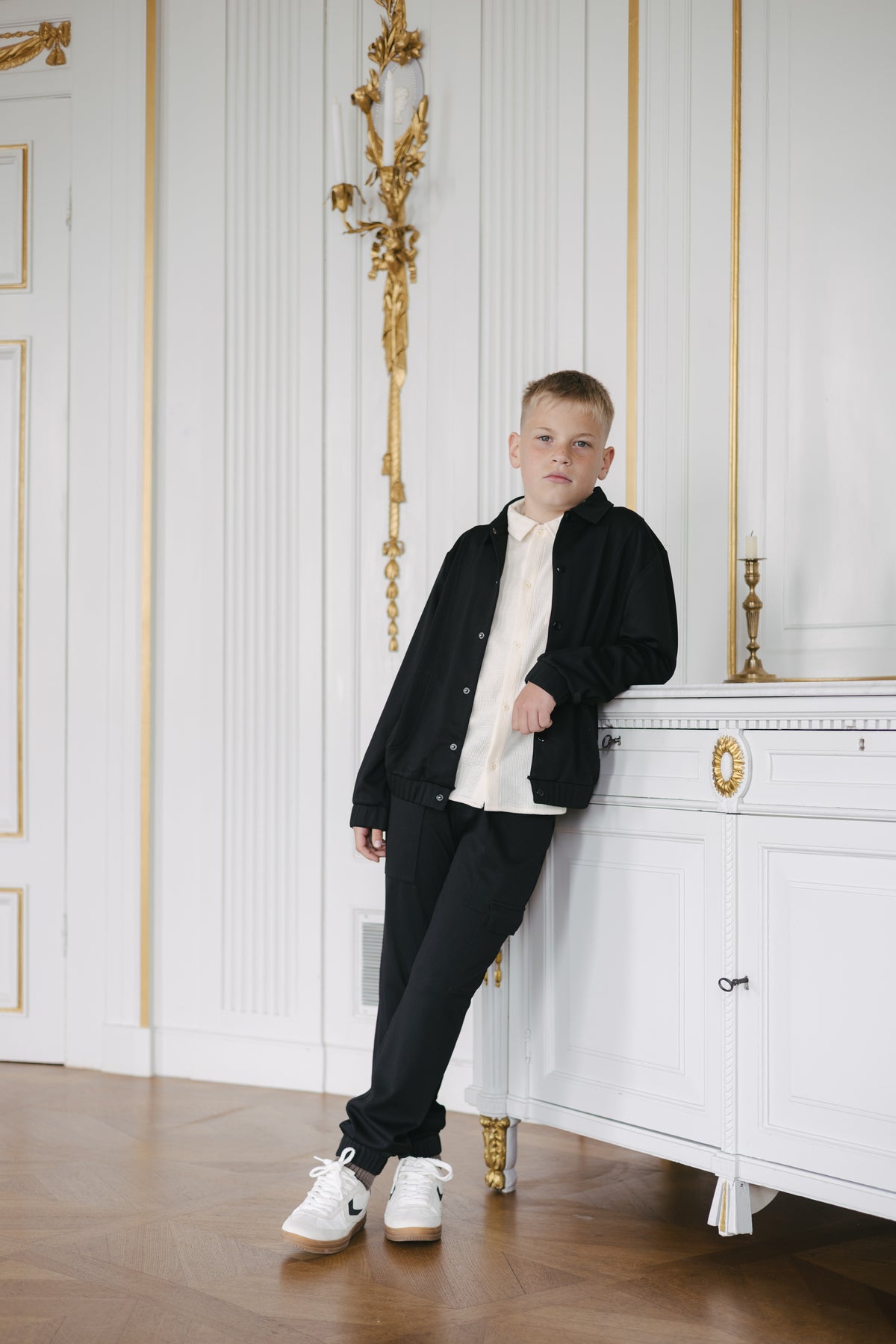 Zwart vest met knoopsluiting | Black