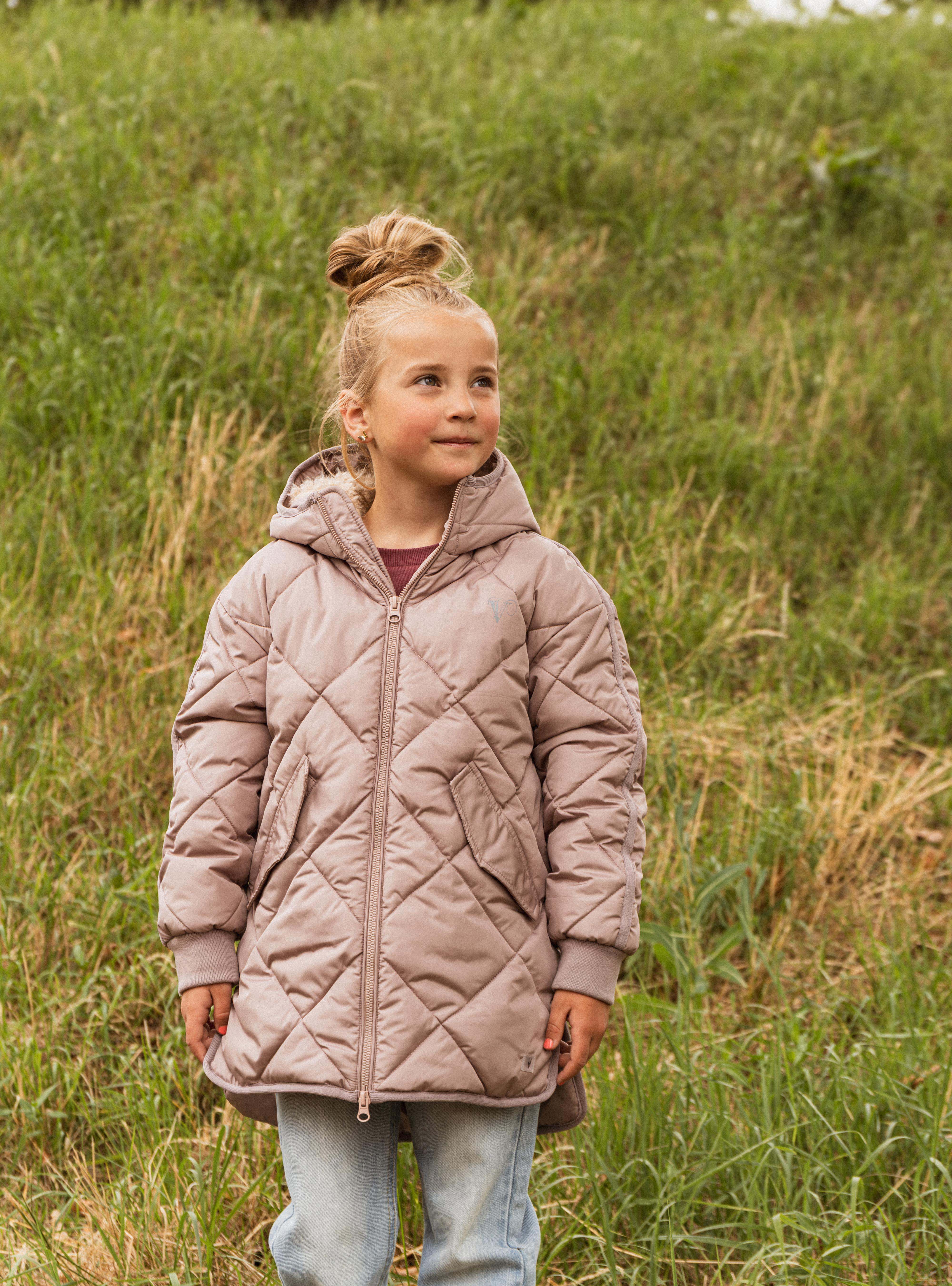 Oudroze doorgestikte jas met capuchon | Light Mauve