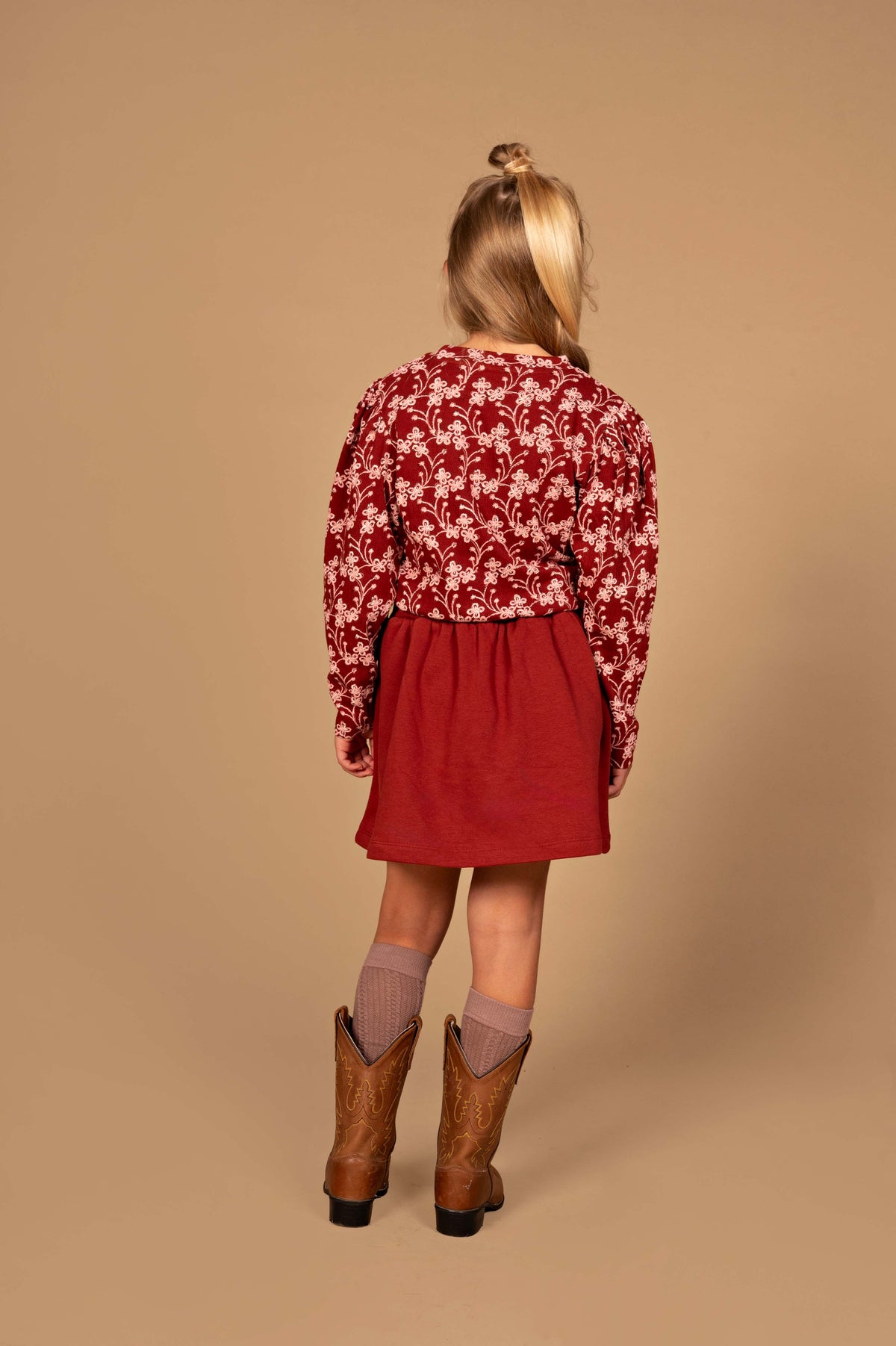 Rode blouse met witte bloemenprint | AOP Red Flower