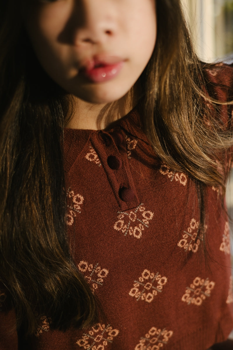 SWEATERS | AOP Brown Graphic